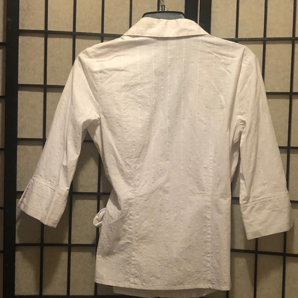 Ally B. White Wrap Blouse  3/4 Sleeves Size M - Picture 2 of 4